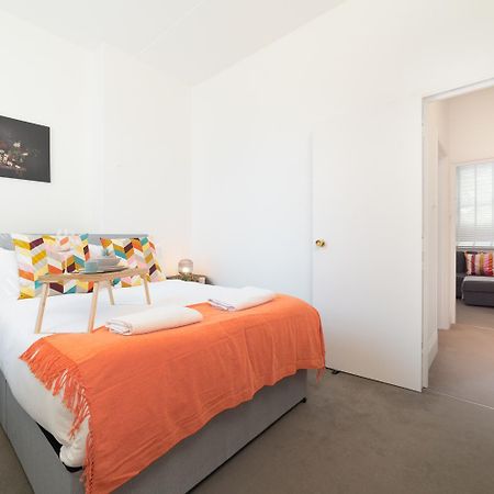 Cozy Apartment In The Heart Of Fulham, Londen Buitenkant foto