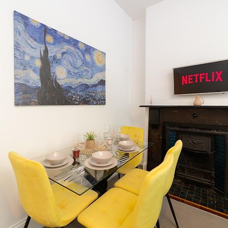 Cozy Apartment In The Heart Of Fulham, Londen Buitenkant foto